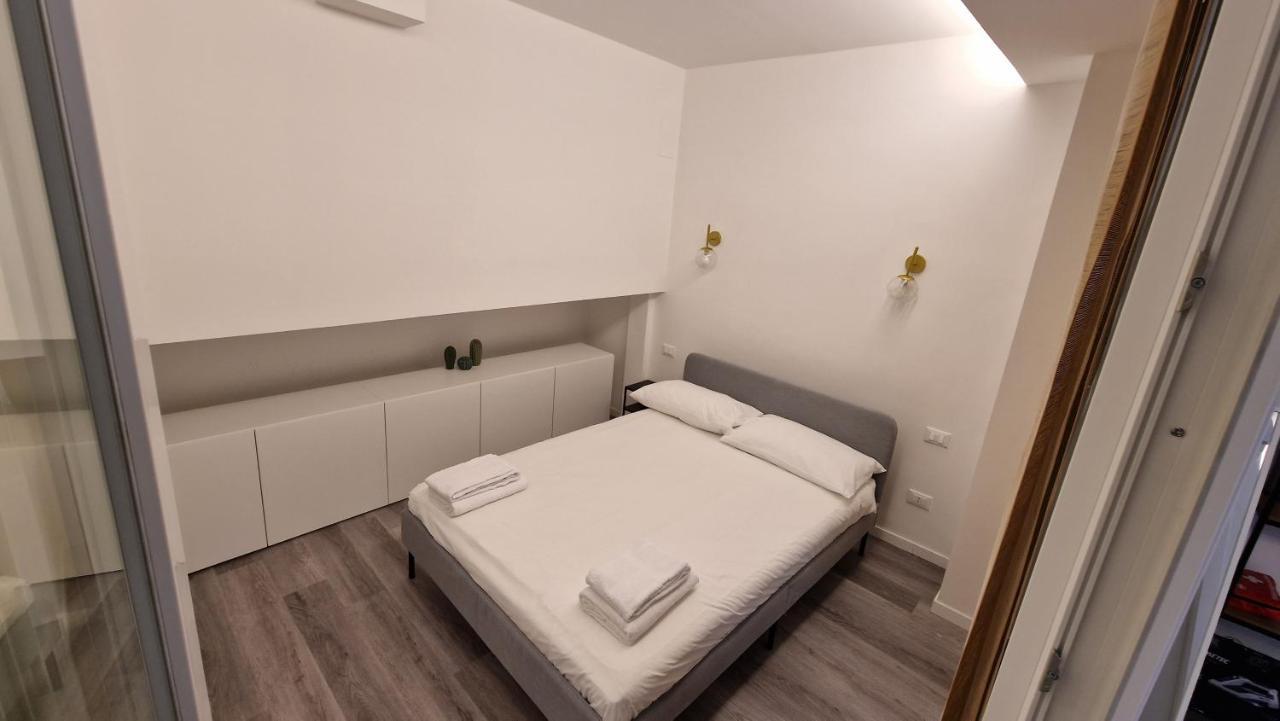 Cozy Apartment Milano Affori M3 Buitenkant foto